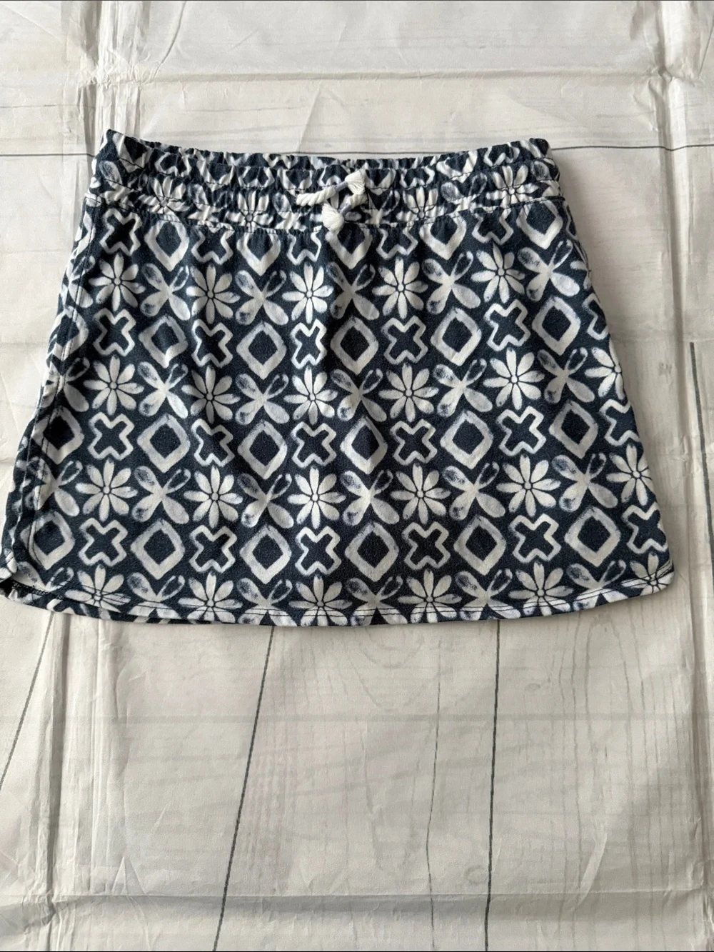 OshKosh B'gosh Navy and White Floral-Geo Drawstring Mini Skirt